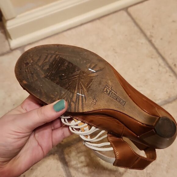 Pikolinos Women's White & Tan Heeled Sandals Size 37 US 6.5 - Picture 8 of 11